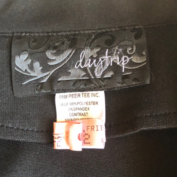 Daytrip Black Embellished Ruched Sleeve Blazer Lg - Picture 3 of 5